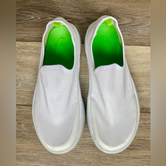 OOFOS OOmg eeZee Sneaker - Picture 2 of 6